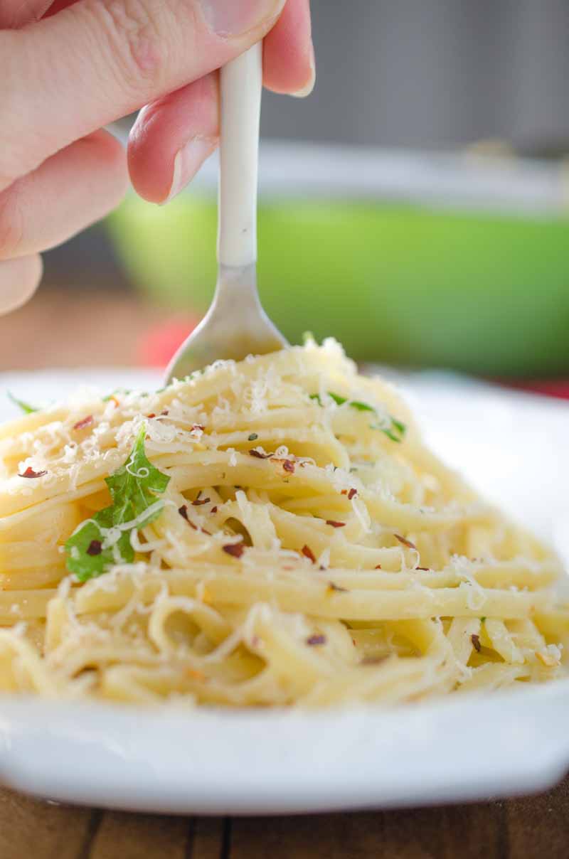 Linguine Aglio E Olio | Pasta with Olive Oil and Garlic | Life's Ambrosia