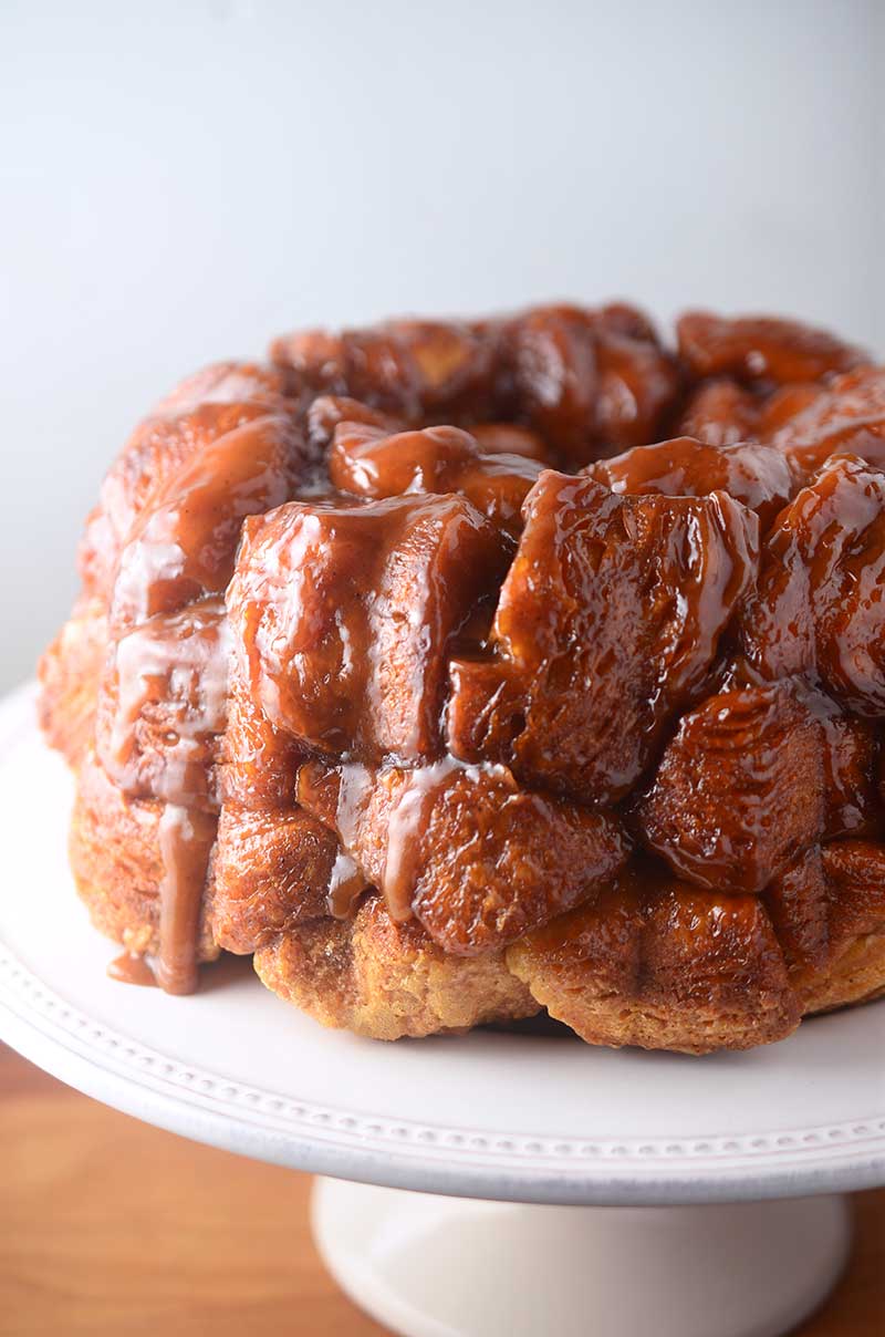 Easy Monkey Bread Recipe With Biscuits (Only 6 Ingredients!)