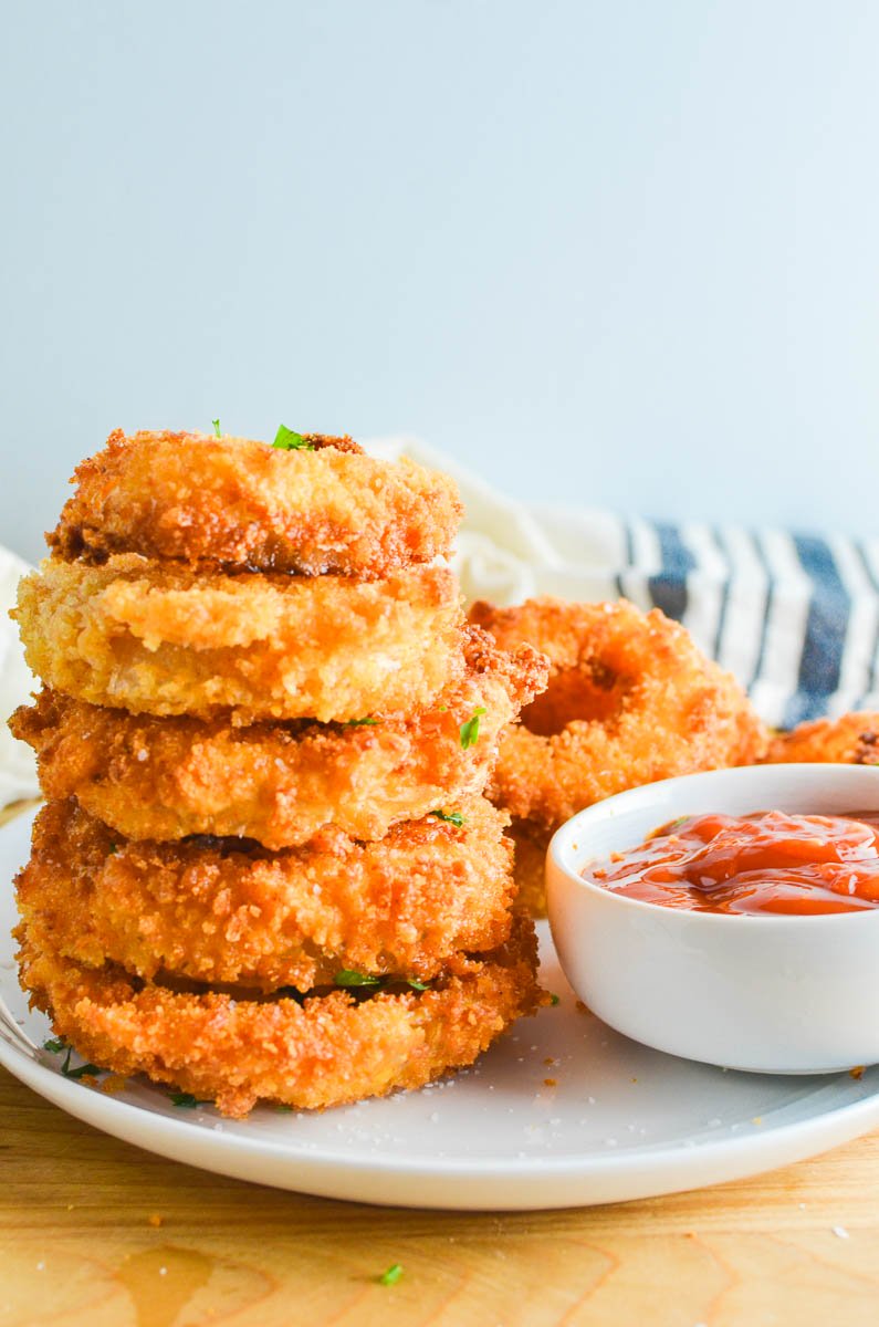 Crispy Homemade Onion Rings Recipe ⋆ Real Housemoms