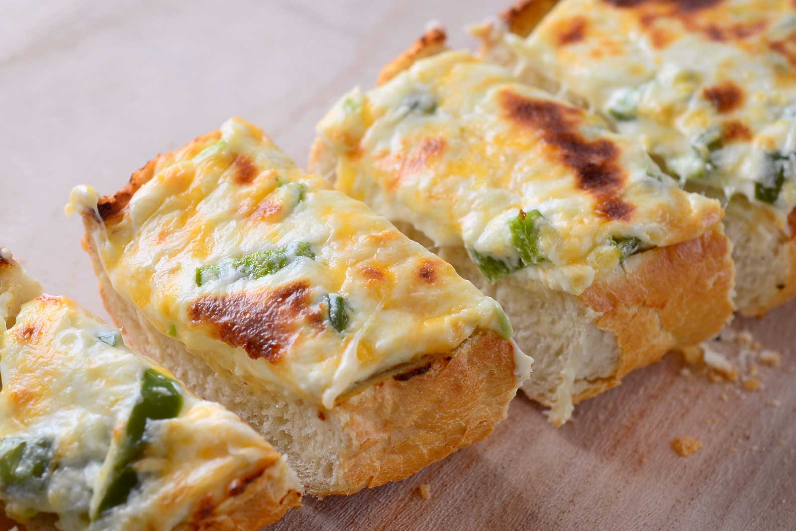 Easy Jalapeño Cheddar Bread Recipe