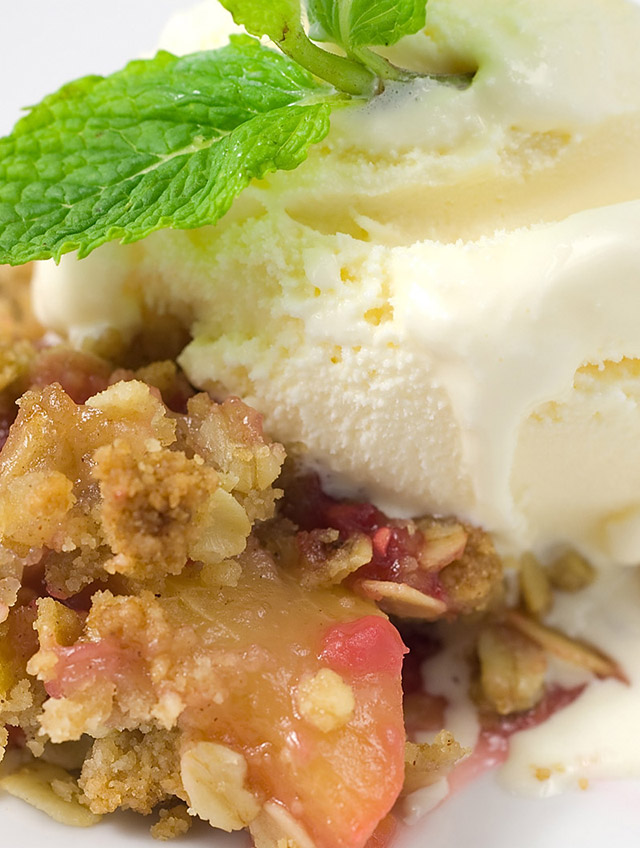 Raspberry Peach Crisp - Life's Ambrosia