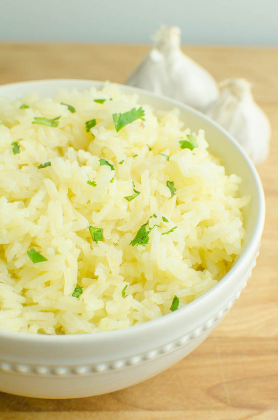 Garlic Rice Recipe- An Easy Weeknight Side Dish - Life's Ambroisa