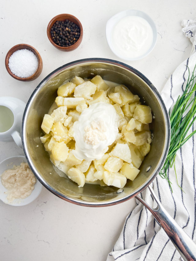 Horseradish and Sour Cream Mashed Potatoes - Life's Ambrosia