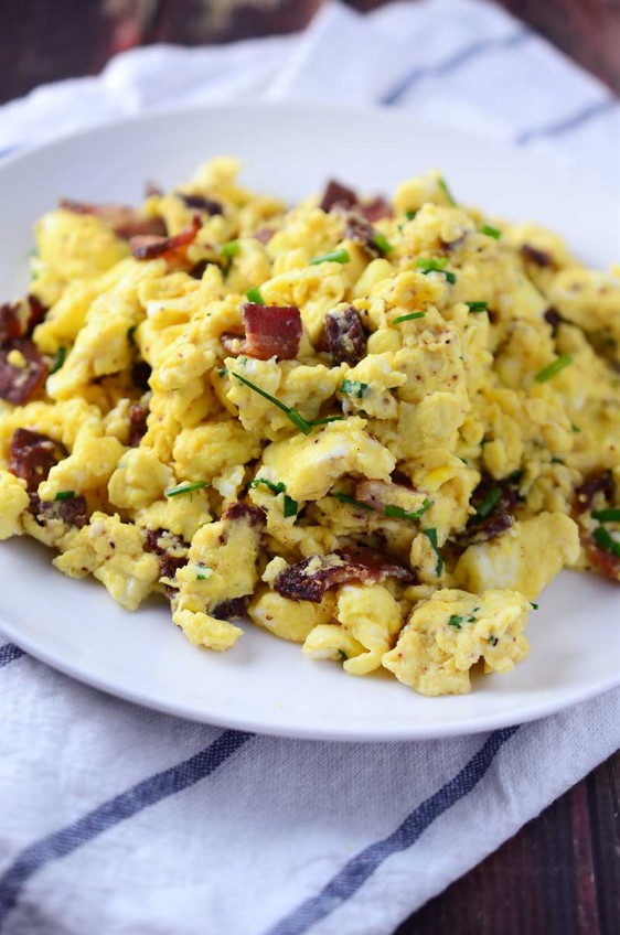 Scrambled Eggs With Pepper Bacon Chives Life S Ambrosia